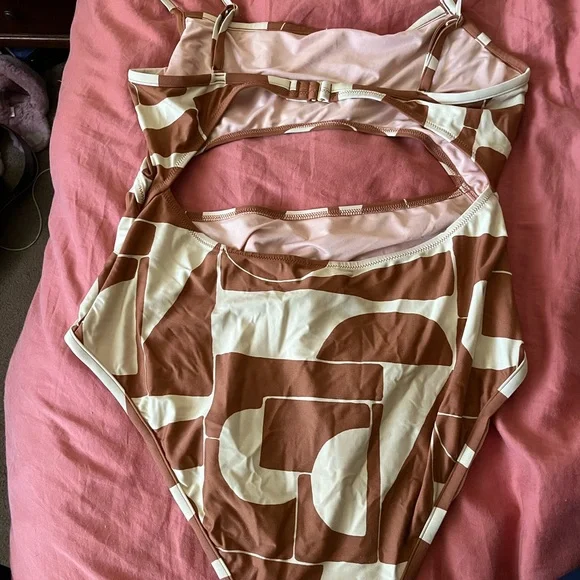 Madewell Brown and Cream One Piece Swimsuit - Picture 7 of 7